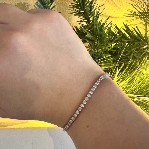 Vintage Jewelry - *****FLASH SALE****Vintage 2ct 14k White Gold Diamond Tennis Bracelet